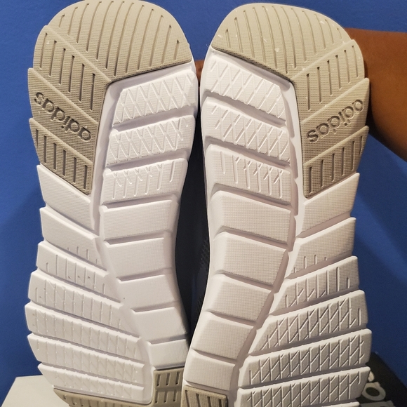 Adidas Sneakers - Picture 7 of 8